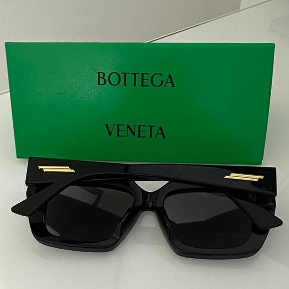 Bottega Veneta Black Sunglasses with Green Branded Box